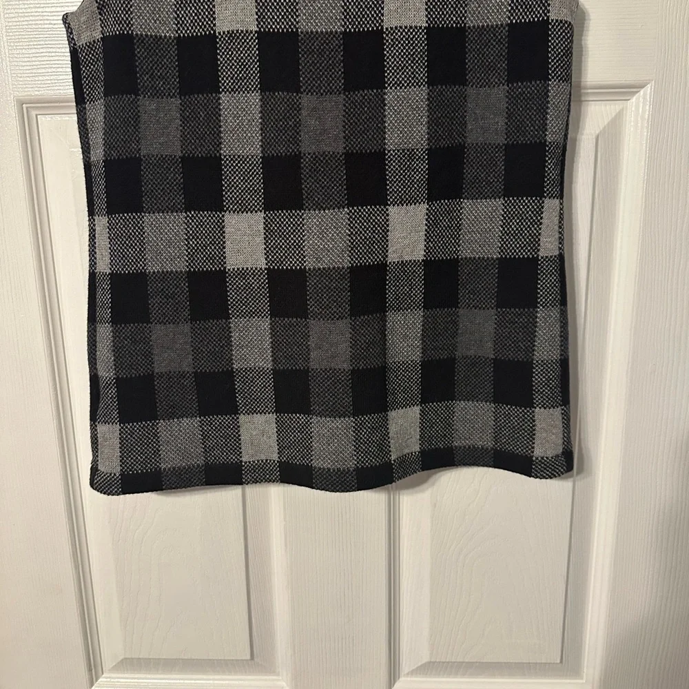 Chaps Women’s Buffalo Plaid Sweater Vest - Picture 10 of 12